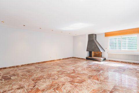 Продажа дома в Мадрид, Испания 5 спален, 427м2 №122411 - фото 22