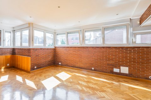 Продажа дома в Мадрид, Испания 5 спален, 427м2 №122411 - фото 5