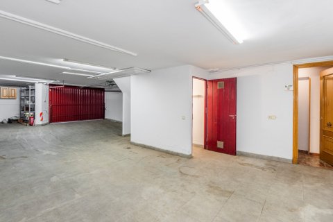 Продажа дома в Мадрид, Испания 5 спален, 427м2 №122411 - фото 29