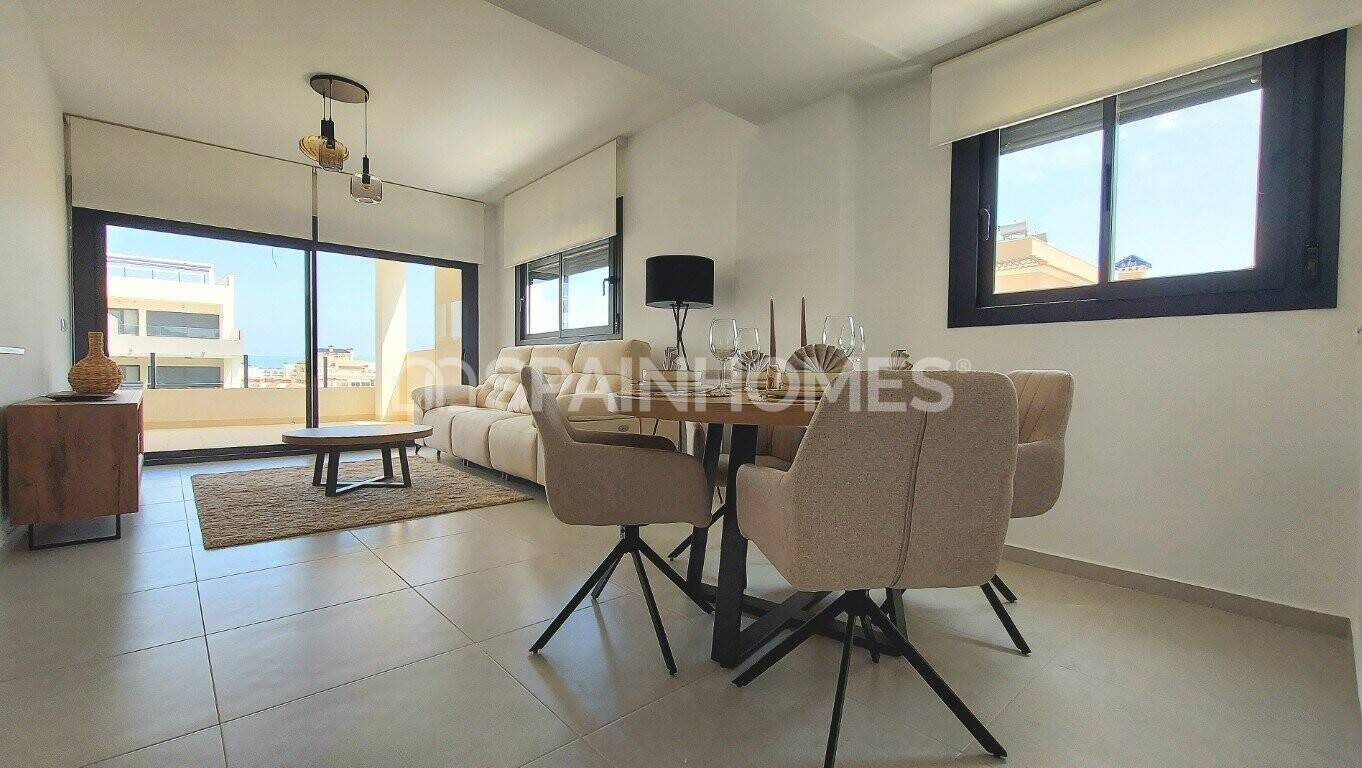 Appartamento a San Miguel de Salinas, Alicante, Spagna 2 camere da letto, 73 mq. N° 122011