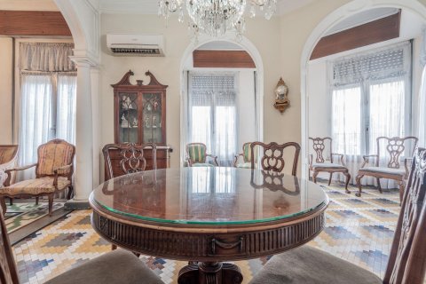 Продажа квартиры в Валенсия, Испания 4 спальни, 174м2 №120499 - фото 5
