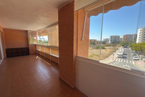 Apartamento en venta Alicante, España 3 dormitorios, 127 m2 No. 127254 - foto 5