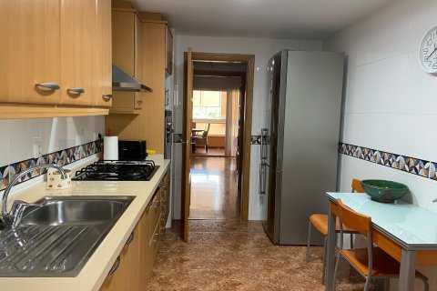 Продажа квартиры Аликанте, Испания 3 спальни, 147м2 №127254 - фото 10