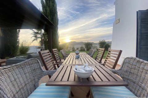 Villa for sale El Valle Golf Resort, Murcia, Spain 5 bedrooms, 400 sq.m. No. 132003 - photo 3