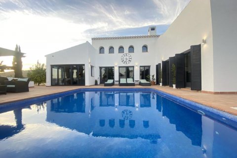 Villa for sale El Valle Golf Resort, Murcia, Spain 5 bedrooms, 400 sq.m. No. 132003 - photo 8