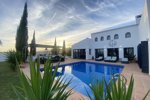 Villa for sale El Valle Golf Resort, Murcia, Spain 5 bedrooms, 400 sq.m. No. 132003 - photo 2
