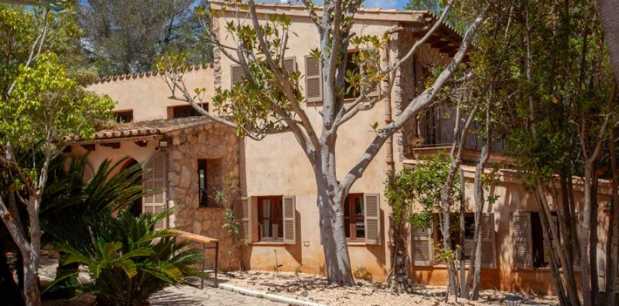 Huvila Arta, Mallorca, Espanja 5 makuuhuonetta, 300 m2 No. 127029