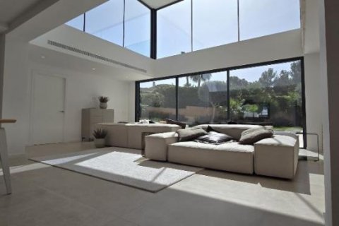 Villa zum Verkauf Santa Ponsa, Mallorca, Spanien 6 Schlafzimmer, 430 m2 Nr. 127031 - Foto 9