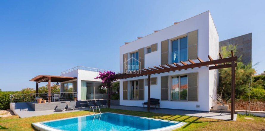 Villa Els Canutells, Menorca, Spagna 4 camere da letto, 299 mq. N° 129034