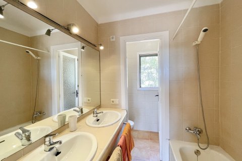 Villa en alquiler Sol De Mallorca, Mallorca, España 6 dormitorios, 200 m2 No. 129037 - foto 16
