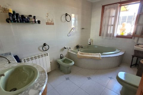 Villa zum Verkauf Badia Blava, Mallorca, Spanien 5 Schlafzimmer, 350 m2 Nr. 130992 - Foto 19