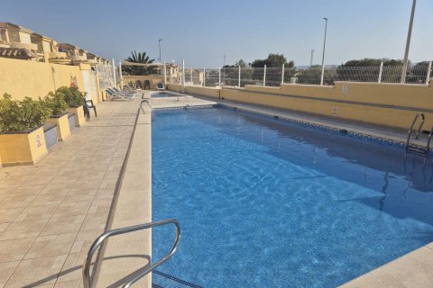 Villa à vendre Ciudad Quesada, Alicante, Espagne, 3 chambres, 88 m2 No. 131754 - photo 2