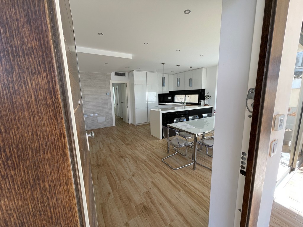 Villa in Mar De Cristal, Murcia, Spain 6 bedrooms, 171 sq.m. No. 131753