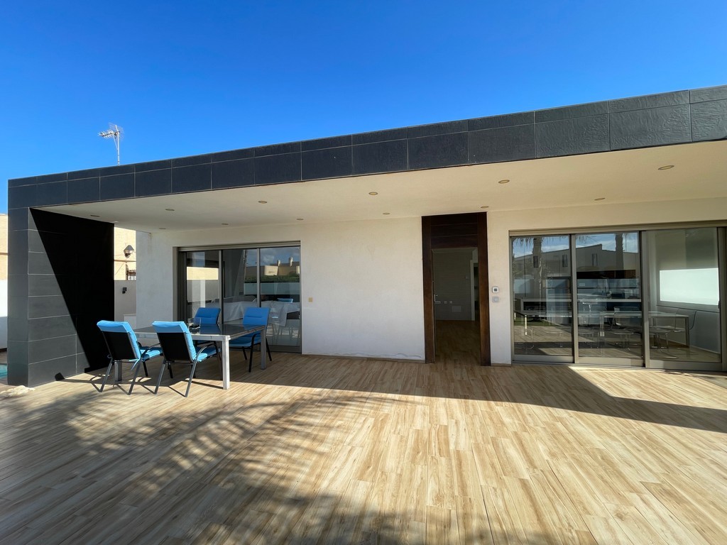 Villa in Mar De Cristal, Murcia, Spain 6 bedrooms, 171 sq.m. No. 131753