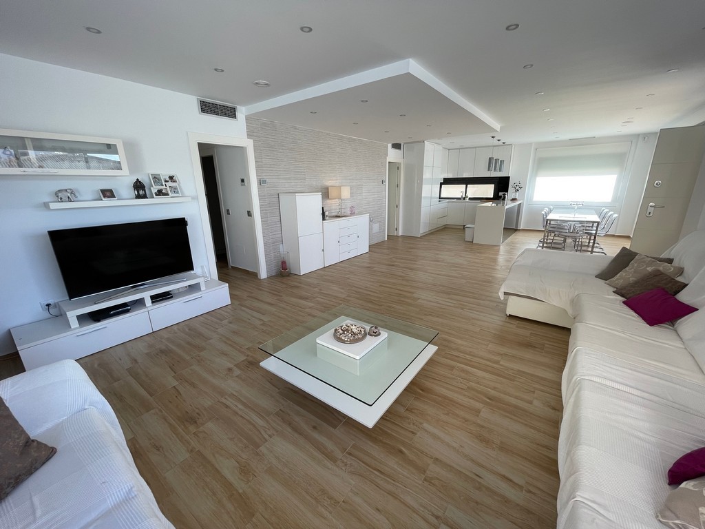 Villa in Mar De Cristal, Murcia, Spain 6 bedrooms, 171 sq.m. No. 131753