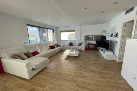 Villa en venta Mar De Cristal, Murcia, España 6 dormitorios, 171 m2 No. 131753 - foto 2