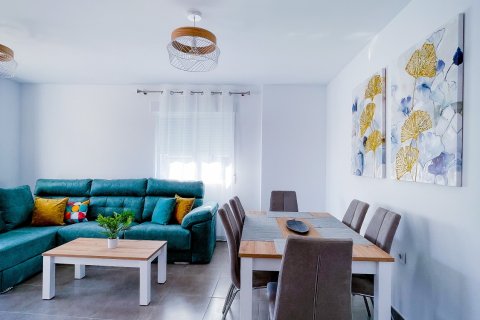 Apartamento en venta San Pedro del Pinatar, Murcia, España 2 dormitorios, 83 m2 No. 131751 - foto 3