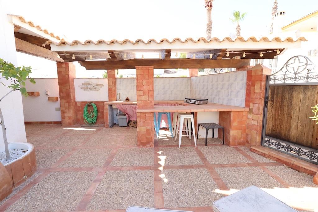 Villa in Alicante, Spanien 4 Schlafzimmer, 189 m2 Nr. 129739
