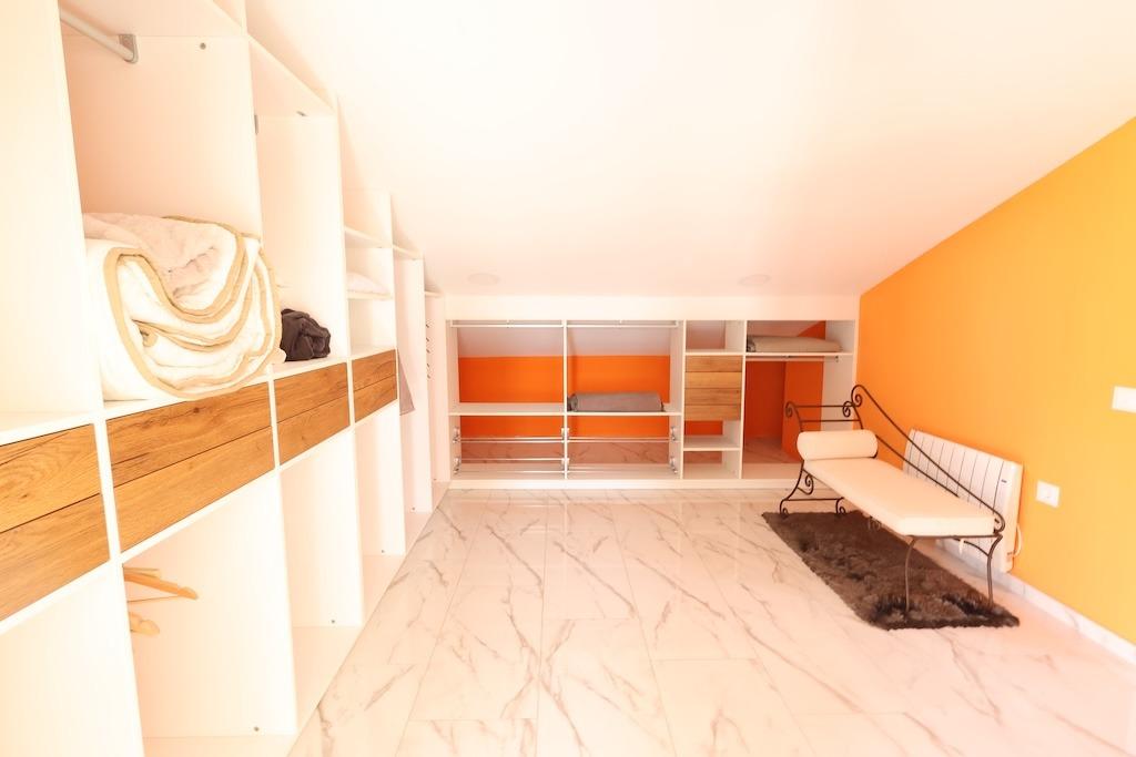 Villa in Alicante, Spanien 4 Schlafzimmer, 189 m2 Nr. 129739