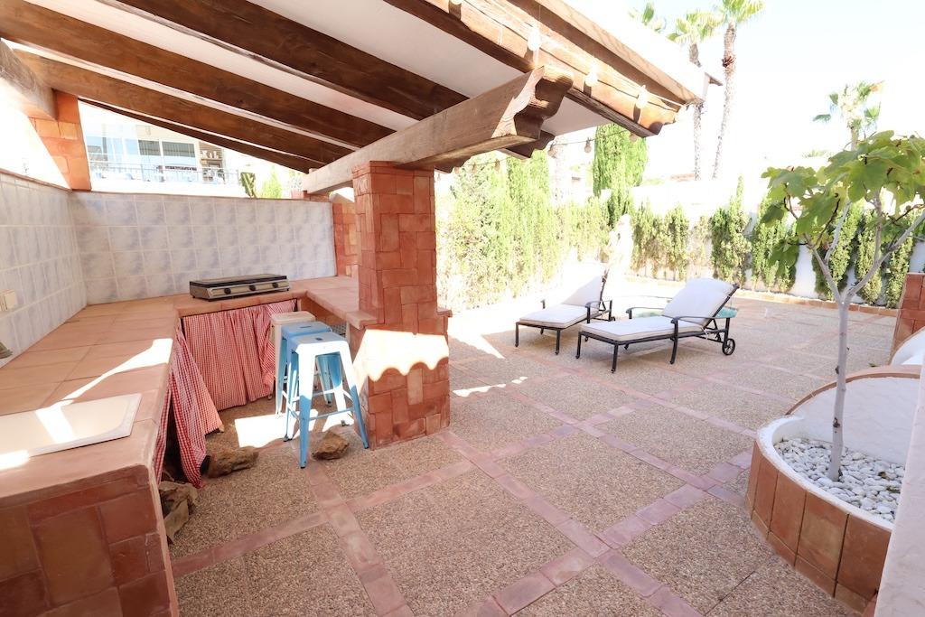 Villa in Alicante, Spanien 4 Schlafzimmer, 189 m2 Nr. 129739