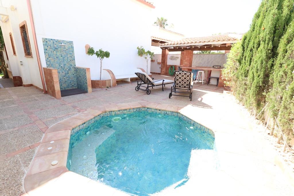 Villa in Alicante, Spanien 4 Schlafzimmer, 189 m2 Nr. 129739