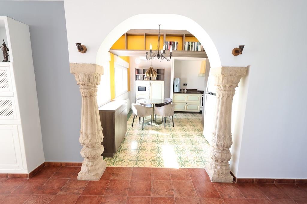 Villa in Alicante, Spanien 4 Schlafzimmer, 189 m2 Nr. 129739