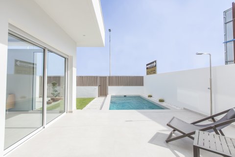 Bungalow à vendre San Javier, Murcia, Espagne, 3 chambres, 110 m2 No. 132071 - photo 5