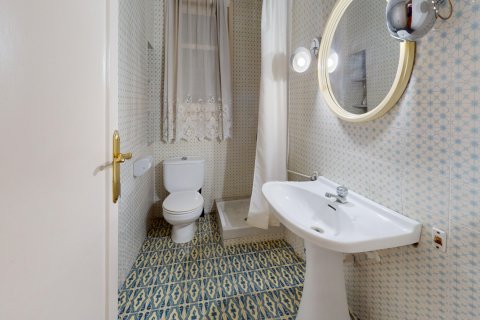 Продажа квартиры в Валенсия, Испания 4 спальни, 110м2 №121980 - фото 6