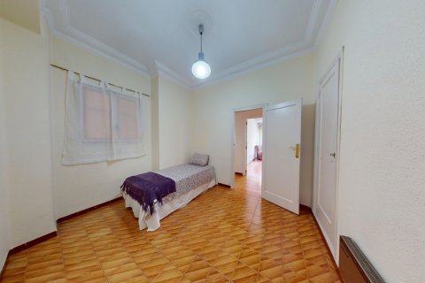 Продажа квартиры в Валенсия, Испания 4 спальни, 110м2 №121980 - фото 9