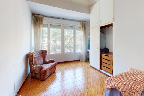 Продажа квартиры в Валенсия, Испания 4 спальни, 110м2 №121980 - фото 15
