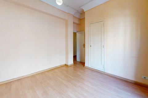 Продажа квартиры в Валенсия, Испания 4 спальни, 110м2 №121980 - фото 20
