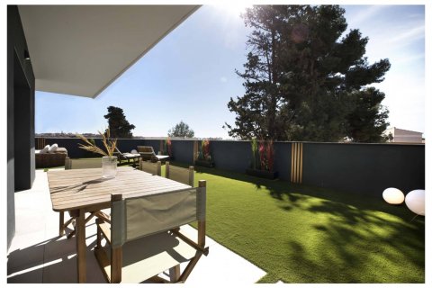 Apartment for sale Esplugues de Llobregat, Barcelona, Spain 2 bedrooms, 63 sq.m. No. 122661 - photo 17