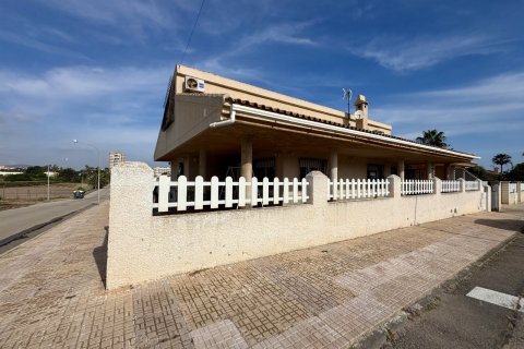 Villa en venta Mar De Cristal, Murcia, España 5 dormitorios, 450 m2 No. 128734 - foto 4
