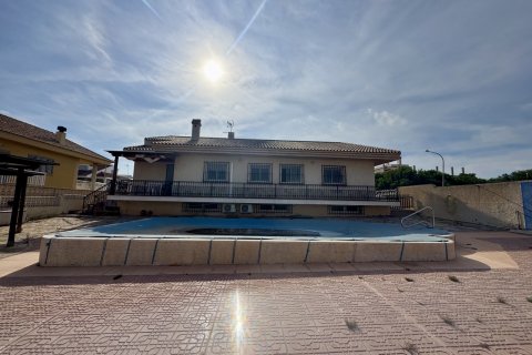 Villa en venta Mar De Cristal, Murcia, España 5 dormitorios, 450 m2 No. 128734 - foto 1