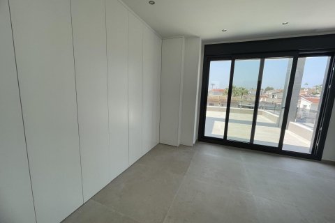 Villa till salu Ciudad Quesada, Alicante, Spanien 3 sovrum, 282 kvm. Nr. 131730 - foto 23