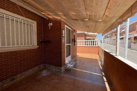 Townhouse for sale Santa Pola, Alicante, Spain 4 bedrooms, 103 sq.m. No. 131726 - photo 2