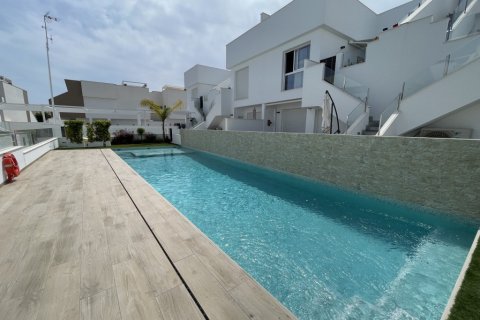 Bungalow zum Verkauf Pilar de la Horadada, Alicante, Spanien 2 Schlafzimmer, 96 m2 Nr. 125864 - Foto 1
