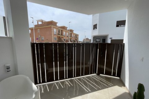 Bungalow zum Verkauf Pilar de la Horadada, Alicante, Spanien 2 Schlafzimmer, 96 m2 Nr. 125864 - Foto 2