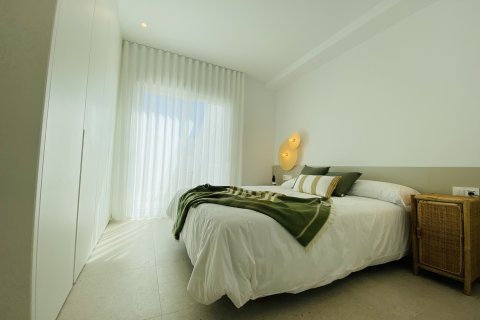 Huoneisto myytävänä Pilar de la Horadada, Alicante, Espanja, 3 makuuhuonetta, 87 m2 No. 127667 - kuva 7