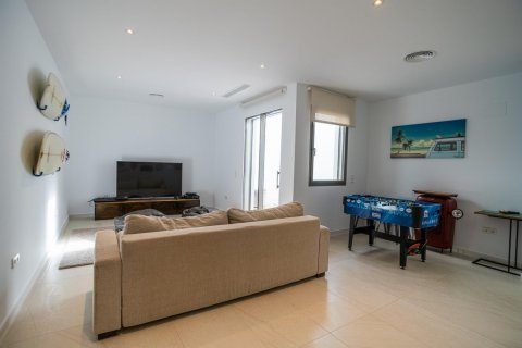 Villa in vendita Pinar De Campoverde, Alicante, Spagna 4 camere da letto, 250 mq. N° 125700 - foto 19