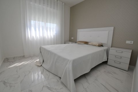 Villa for sale San Miguel de Salinas, Alicante, Spain 2 bedrooms,  No. 132242 - photo 9