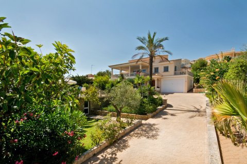 Villa for rent Santa Ponsa, Mallorca, Spain 4 bedrooms, 250 sq.m. No. 132711 - photo 20