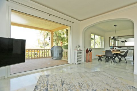 Villa for rent Santa Ponsa, Mallorca, Spain 4 bedrooms, 250 sq.m. No. 132711 - photo 3