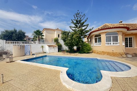 Villa en venta San Miguel de Salinas, Alicante, España 3 dormitorios, 125 m2 No. 131673 - foto 2