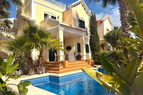 Продажа виллы Лос Долсес, Аликанте, Испания 3 спальни, 154м2 №131670 - фото 1