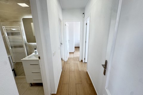 Huvila myytävänä La Florida, Alicante, Espanja, 5 makuuhuonetta, 120 m2 No. 131672 - kuva 15