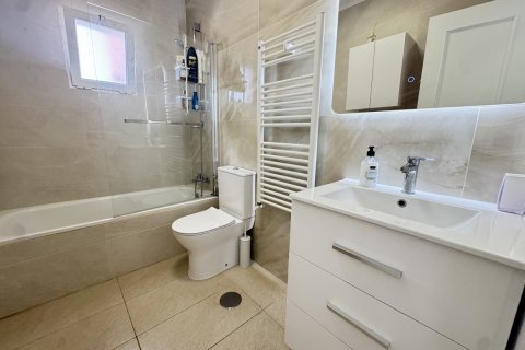 Huvila myytävänä La Florida, Alicante, Espanja, 5 makuuhuonetta, 120 m2 No. 131672 - kuva 16