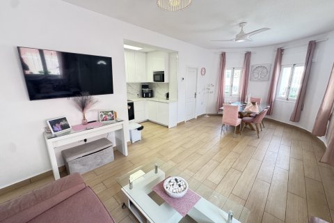 Huvila myytävänä La Florida, Alicante, Espanja, 5 makuuhuonetta, 120 m2 No. 131672 - kuva 7