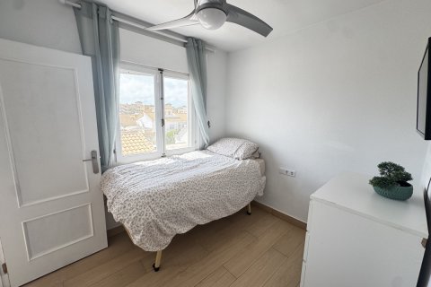 Huvila myytävänä La Florida, Alicante, Espanja, 5 makuuhuonetta, 120 m2 No. 131672 - kuva 17