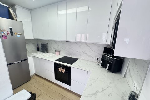 Huvila myytävänä La Florida, Alicante, Espanja, 5 makuuhuonetta, 120 m2 No. 131672 - kuva 8